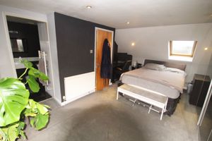 Photo 15- click for photo gallery